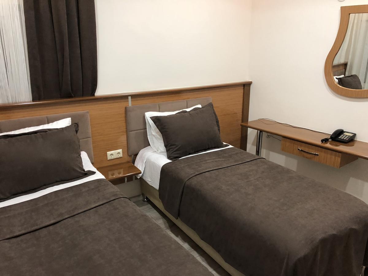 Gulistan Hotel Zara ภายนอก รูปภาพ