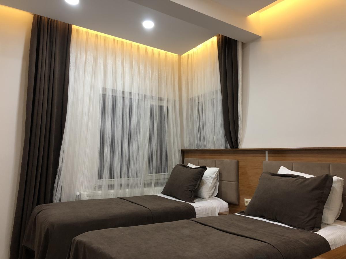 Gulistan Hotel Zara ภายนอก รูปภาพ