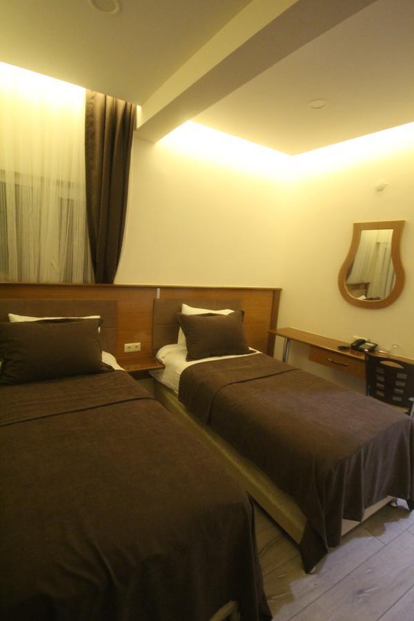 Gulistan Hotel Zara ภายนอก รูปภาพ