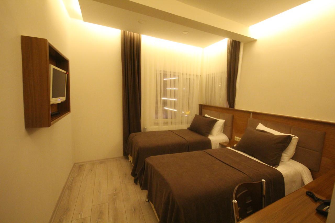 Gulistan Hotel Zara ภายนอก รูปภาพ