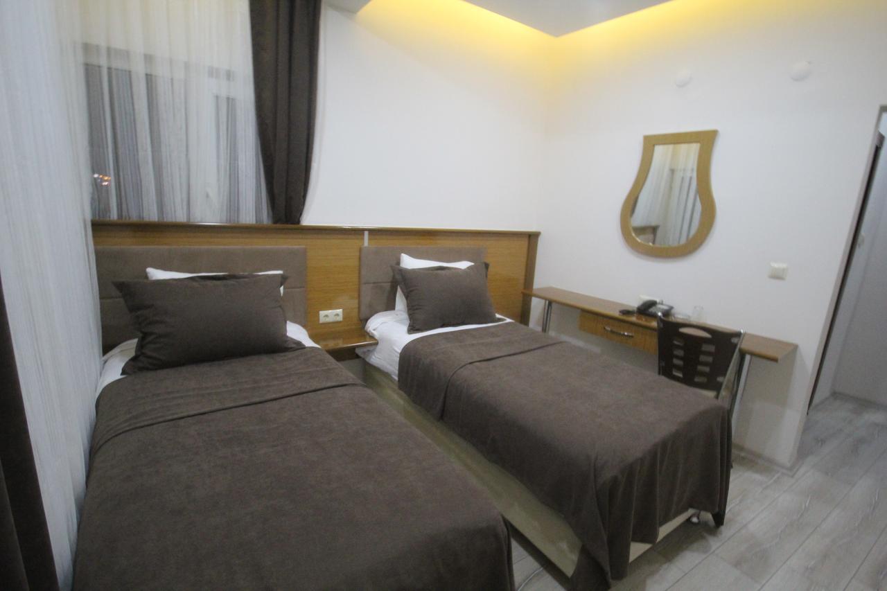 Gulistan Hotel Zara ภายนอก รูปภาพ